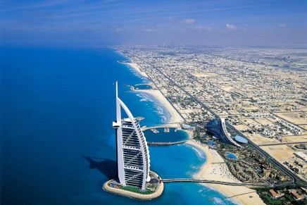 Property prices in Dubai continue to fall