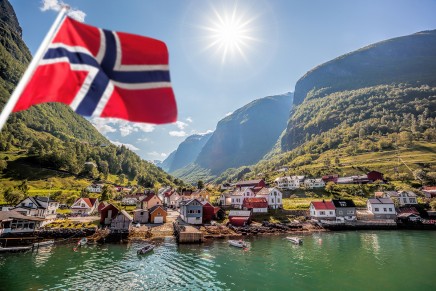 Norway immigrant arrivals experience record decline